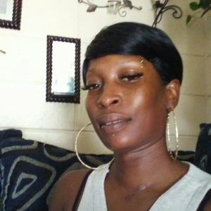 Meet your Posher, Brenda